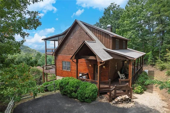 499 Raven Ridge Circle, Mineral Bluff, Georgia 30559
