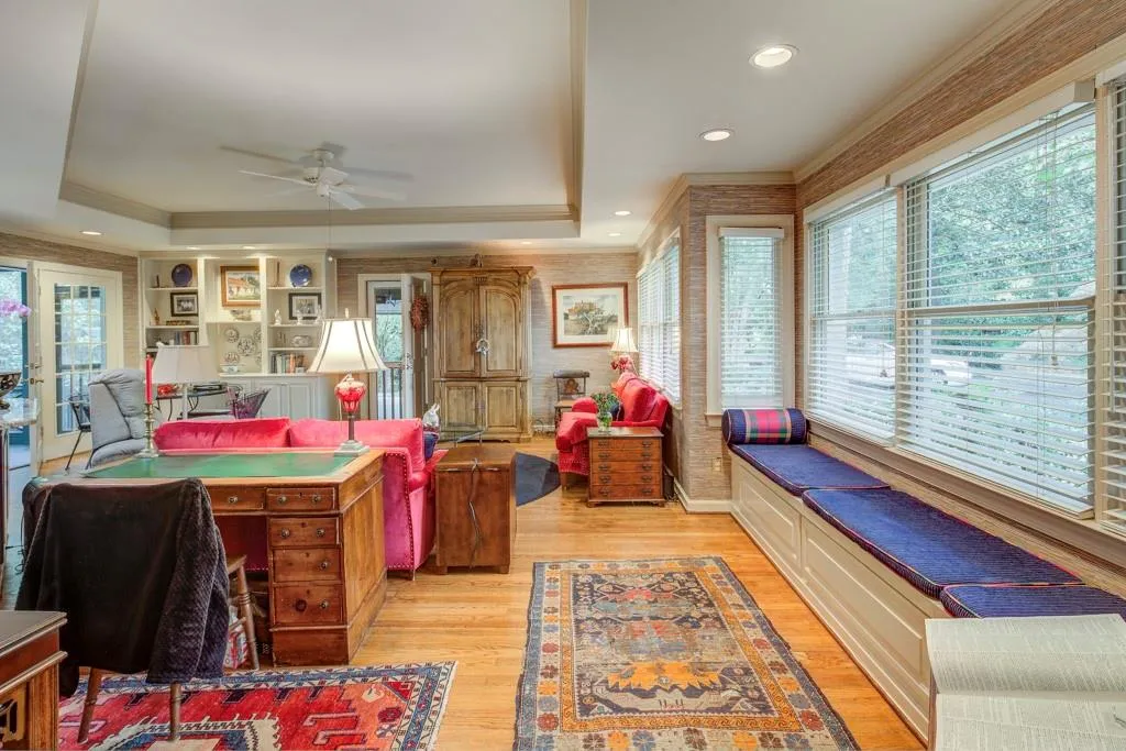 5080 Northland Drive Ne, Atlanta, Georgia 30342, 5 Bedrooms Bedrooms, ,4 BathroomsBathrooms,Residential,Sold,5080 Northland Drive Ne,7509443