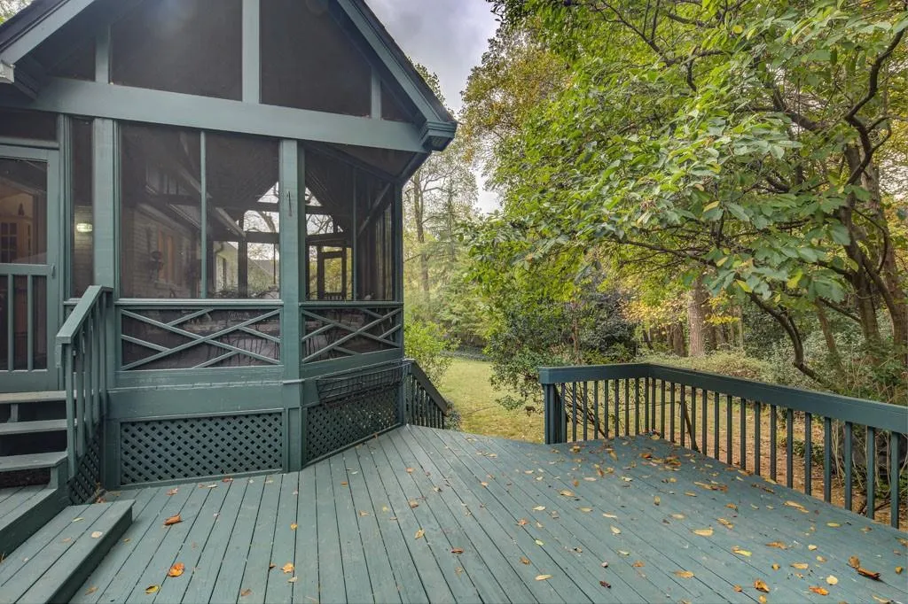 5080 Northland Drive Ne, Atlanta, Georgia 30342, 5 Bedrooms Bedrooms, ,4 BathroomsBathrooms,Residential,Sold,5080 Northland Drive Ne,7509443