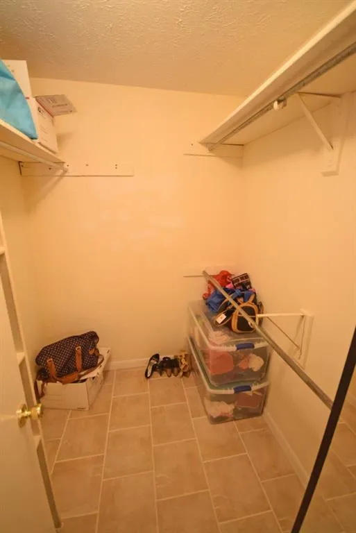 8740 Roswell Road Unit 9b, Atlanta, Georgia 30350, 2 Bedrooms Bedrooms, ,2 BathroomsBathrooms,Residential,Sold,8740 Roswell Road Unit 9b,5840116