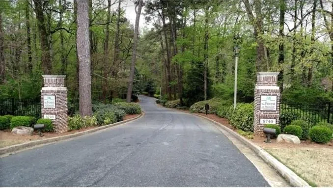 8740 Roswell Road Unit 9b, Atlanta, Georgia 30350, 2 Bedrooms Bedrooms, ,2 BathroomsBathrooms,Residential,Sold,8740 Roswell Road Unit 9b,5840116