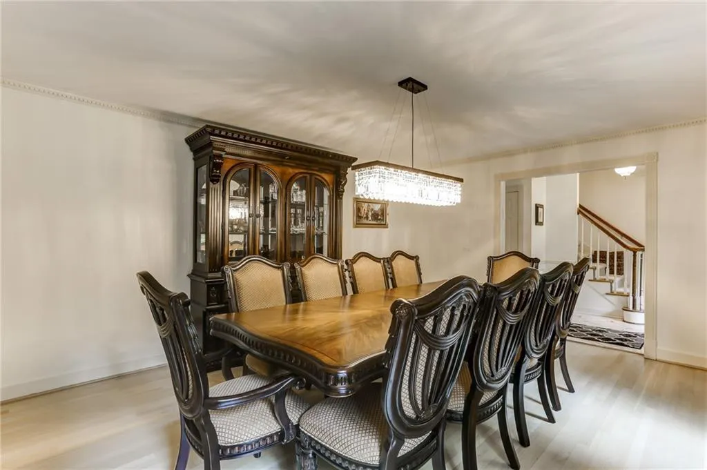 80 Tamarisk Drive, Atlanta, Georgia 30342, 6 Bedrooms Bedrooms, ,3 BathroomsBathrooms,Residential,Sold,80 Tamarisk Drive,6724728