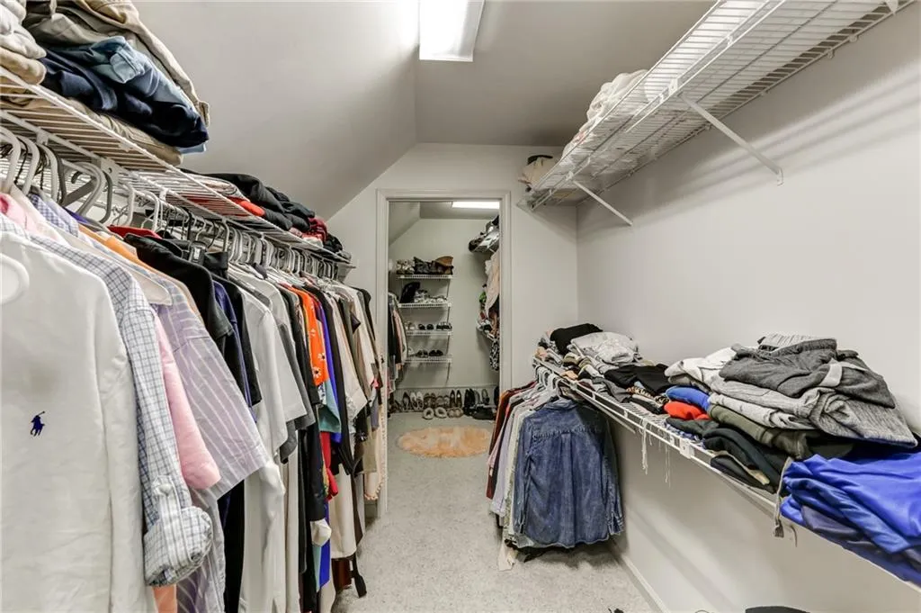 80 Tamarisk Drive, Atlanta, Georgia 30342, 6 Bedrooms Bedrooms, ,3 BathroomsBathrooms,Residential,Sold,80 Tamarisk Drive,6724728