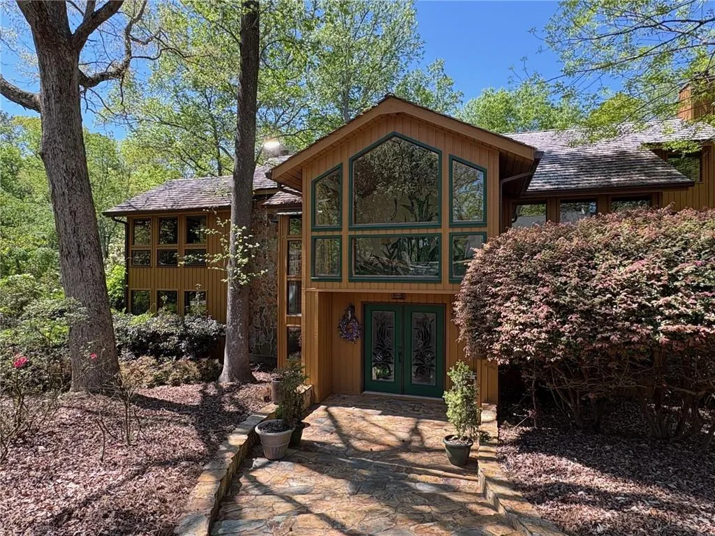 320 Skyridge Drive, Atlanta, Georgia 30350, 4 Bedrooms Bedrooms, ,5 BathroomsBathrooms,Residential,For Sale,320 Skyridge Drive,7748593