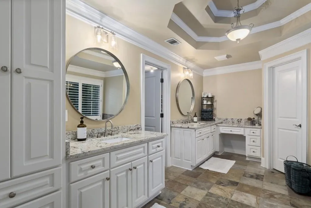 1021 Madeline Lane, Sandy Springs, Georgia 30350, 4 Bedrooms Bedrooms, ,3 BathroomsBathrooms,Residential,Sold,1021 Madeline Lane,6765766