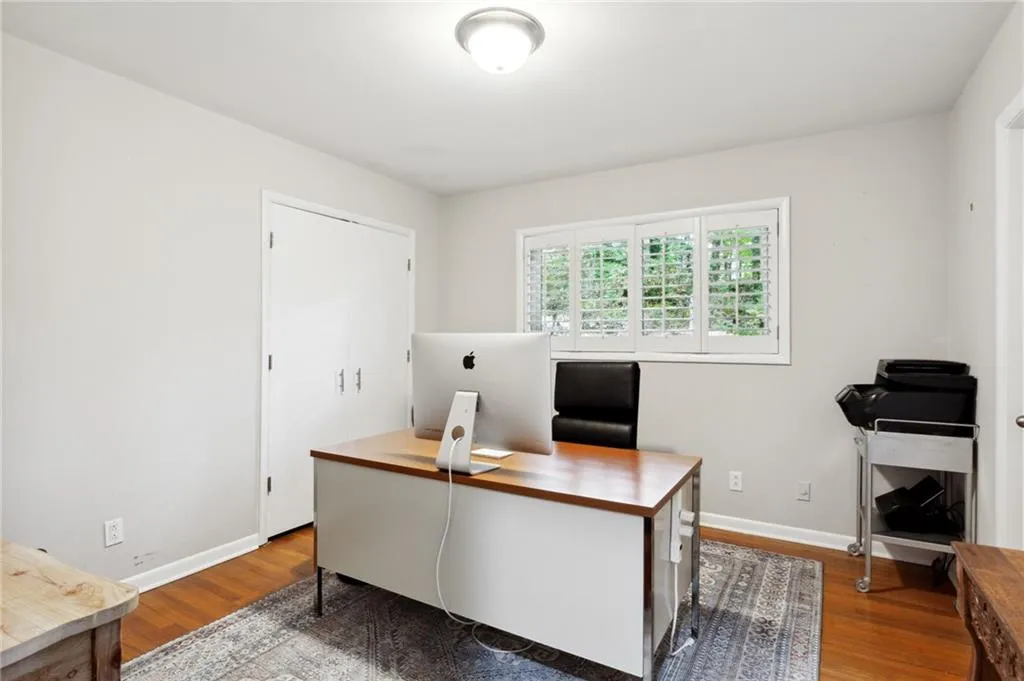 570 Elden Drive, Atlanta, Georgia 30342, 4 Bedrooms Bedrooms, ,3 BathroomsBathrooms,Residential,Sold,570 Elden Drive,7171140