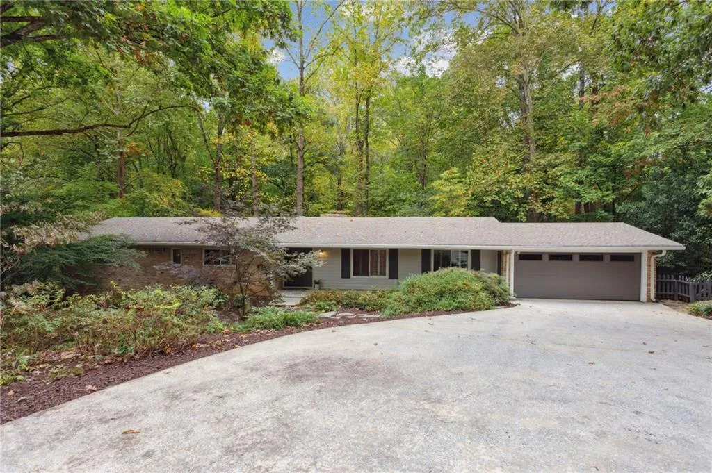 570 Elden Drive, Atlanta, Georgia 30342, 4 Bedrooms Bedrooms, ,3 BathroomsBathrooms,Residential,Sold,570 Elden Drive,7171140 570 Elden Drive, Atlanta, Georgia 30342, 4 Bedrooms Bedrooms, ,3 BathroomsBathrooms,Residential,Sold,570 Elden Drive,7171140