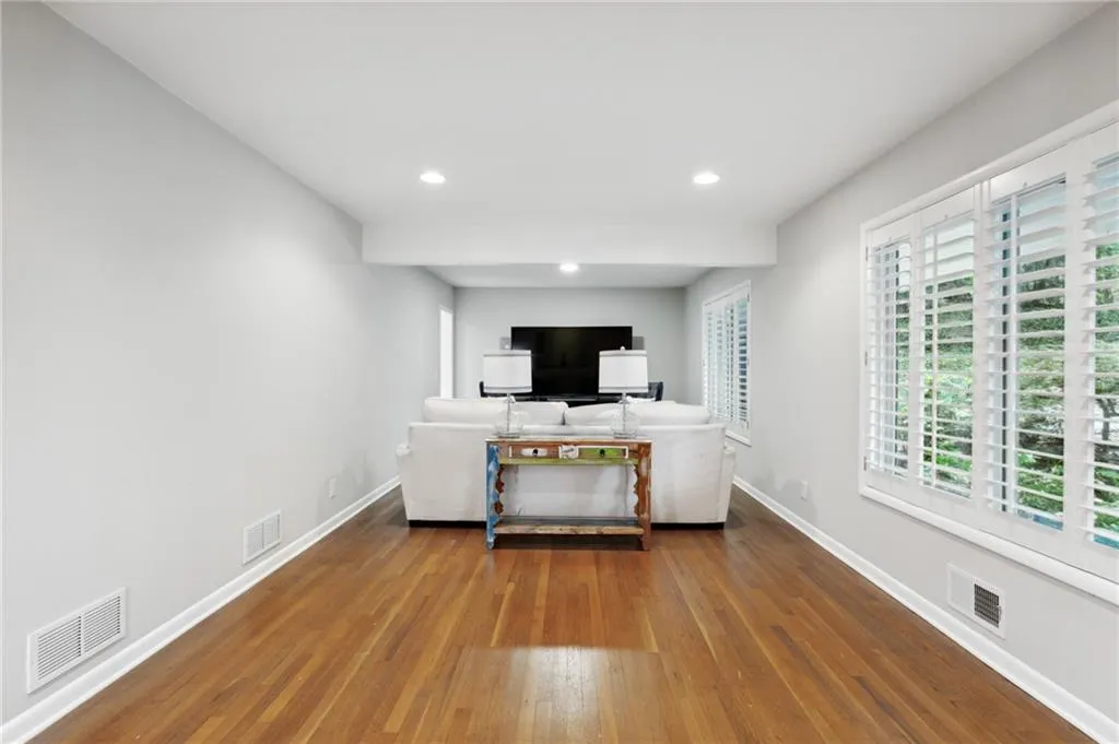 570 Elden Drive, Atlanta, Georgia 30342, 4 Bedrooms Bedrooms, ,3 BathroomsBathrooms,Residential,Sold,570 Elden Drive,7171140