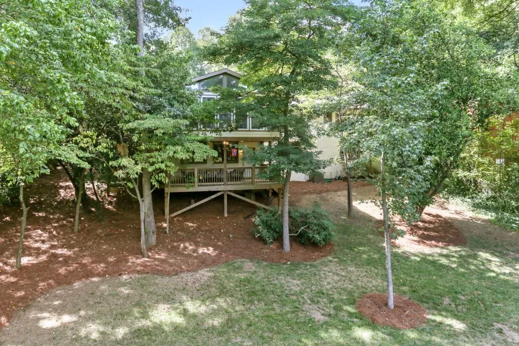 6825 Sunny Brook Lane, Sandy Springs, Georgia 30328, 3 Bedrooms Bedrooms, ,2 BathroomsBathrooms,Residential,Sold,6825 Sunny Brook Lane,5751462