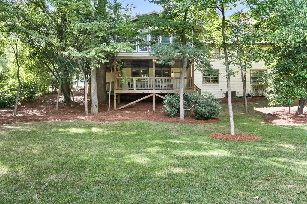 6825 Sunny Brook Lane, Sandy Springs, Georgia 30328, 3 Bedrooms Bedrooms, ,2 BathroomsBathrooms,Residential,Sold,6825 Sunny Brook Lane,5751462