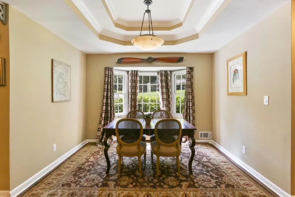 6825 Sunny Brook Lane, Sandy Springs, Georgia 30328, 3 Bedrooms Bedrooms, ,2 BathroomsBathrooms,Residential,Sold,6825 Sunny Brook Lane,5751462