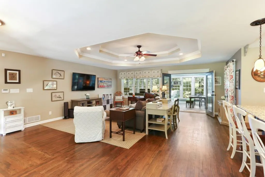 6825 Sunny Brook Lane, Sandy Springs, Georgia 30328, 3 Bedrooms Bedrooms, ,2 BathroomsBathrooms,Residential,Sold,6825 Sunny Brook Lane,5751462