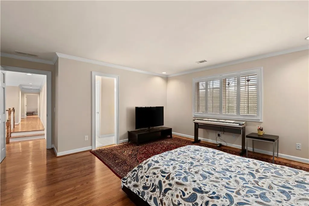 890 S Powers Court Nw, Sandy Springs, Georgia 30327, 5 Bedrooms Bedrooms, ,6 BathroomsBathrooms,Residential,Sold,890 S Powers Court Nw,6727957