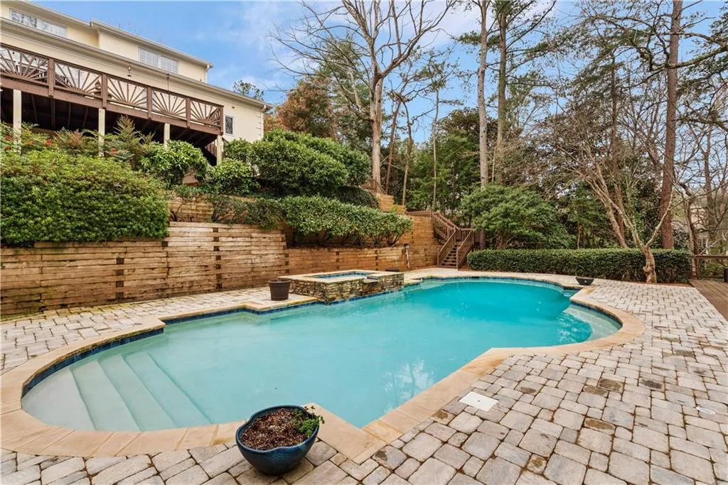 890 S Powers Court Nw, Sandy Springs, Georgia 30327, 5 Bedrooms Bedrooms, ,6 BathroomsBathrooms,Residential,Sold,890 S Powers Court Nw,6727957