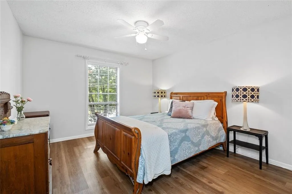 6851 Roswell Road Unit K-18, Sandy Springs, Georgia 30328, 3 Bedrooms Bedrooms, ,2 BathroomsBathrooms,Residential,Sold,6851 Roswell Road Unit K-18,7359315