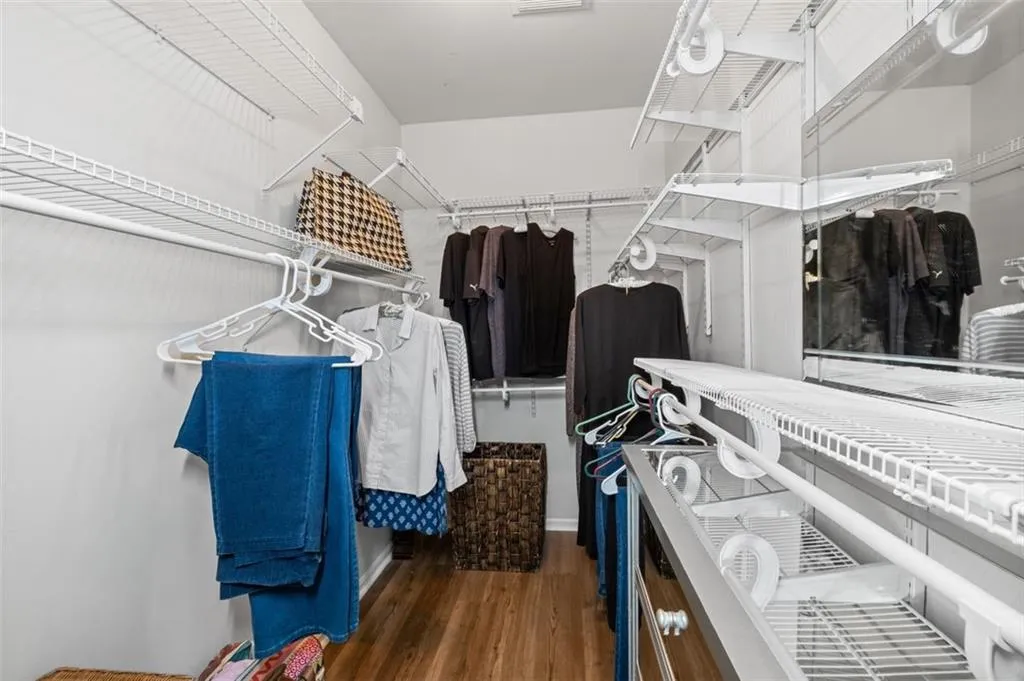 6851 Roswell Road Unit K-18, Sandy Springs, Georgia 30328, 3 Bedrooms Bedrooms, ,2 BathroomsBathrooms,Residential,Sold,6851 Roswell Road Unit K-18,7359315