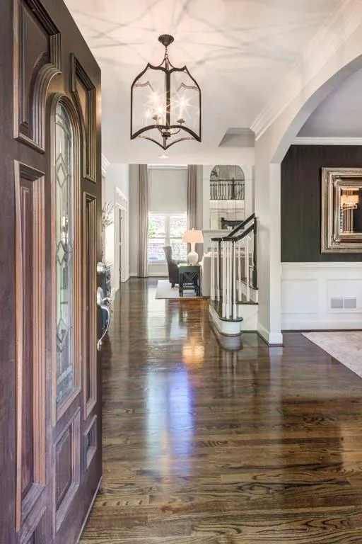525 Woodmoore Court, Atlanta, Georgia 30342, 5 Bedrooms Bedrooms, ,4 BathroomsBathrooms,Residential,Sold,525 Woodmoore Court,7213769