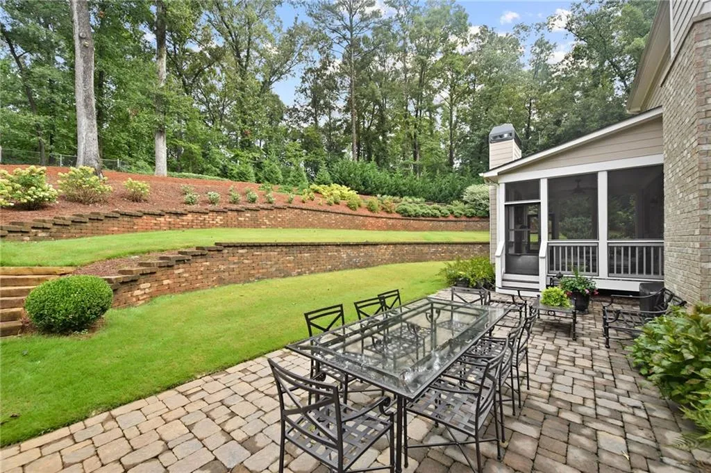 6530 Bridgewood Valley Road, Atlanta, Georgia 30328, 6 Bedrooms Bedrooms, ,5 BathroomsBathrooms,Residential,Sold,6530 Bridgewood Valley Road,6772767