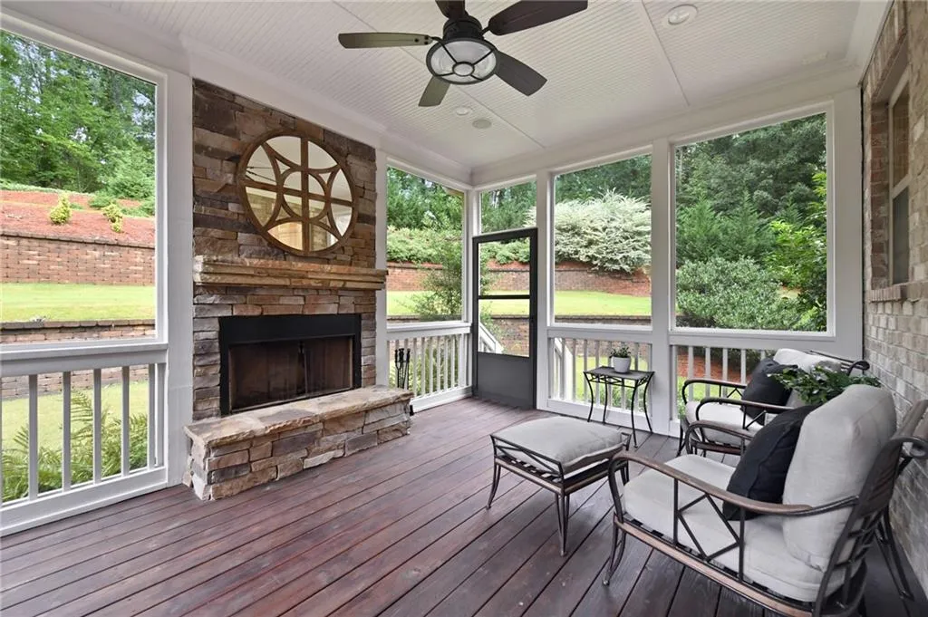 6530 Bridgewood Valley Road, Atlanta, Georgia 30328, 6 Bedrooms Bedrooms, ,5 BathroomsBathrooms,Residential,Sold,6530 Bridgewood Valley Road,6772767