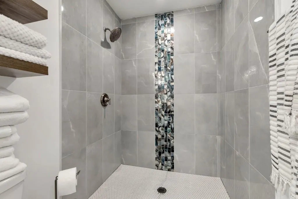 905 Heards Ferry Road, Atlanta, Georgia 30328, 5 Bedrooms Bedrooms, ,3 BathroomsBathrooms,Residential,Sold,905 Heards Ferry Road,7447630