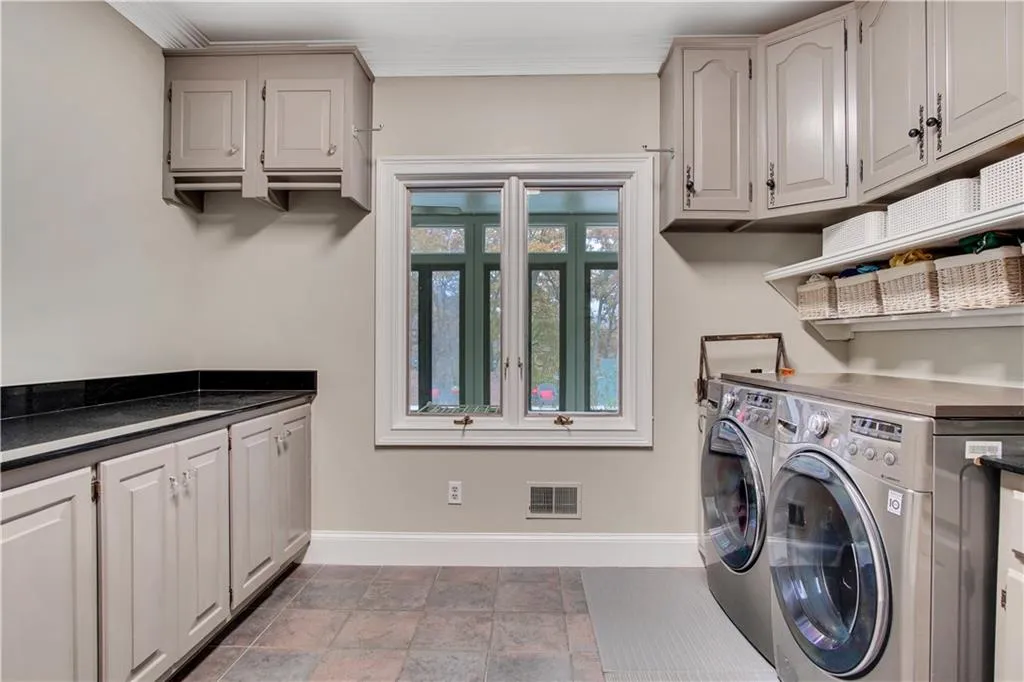 8235 Habersham Waters Road, Sandy Springs, Georgia 30350, 6 Bedrooms Bedrooms, ,6 BathroomsBathrooms,Residential,Sold,8235 Habersham Waters Road,6727291 8235 Habersham Waters Road, Sandy Springs, Georgia 30350, 6 Bedrooms Bedrooms, ,6 BathroomsBathrooms,Residential,Sold,8235 Habersham Waters Road,6727291