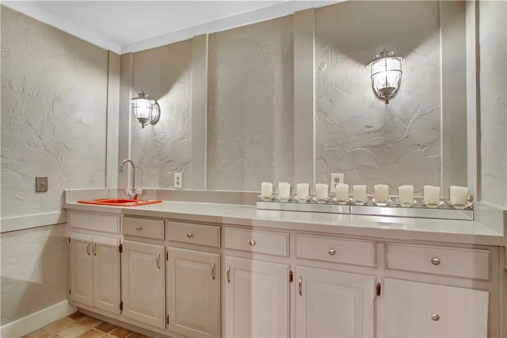 8235 Habersham Waters Road, Sandy Springs, Georgia 30350, 6 Bedrooms Bedrooms, ,6 BathroomsBathrooms,Residential,Sold,8235 Habersham Waters Road,6727291 8235 Habersham Waters Road, Sandy Springs, Georgia 30350, 6 Bedrooms Bedrooms, ,6 BathroomsBathrooms,Residential,Sold,8235 Habersham Waters Road,6727291