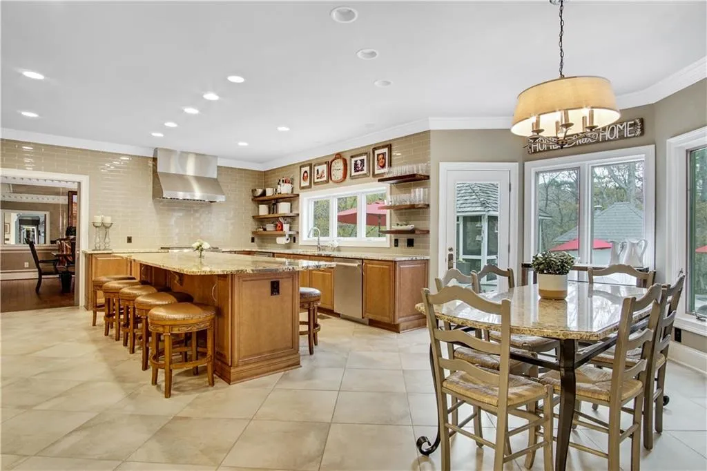 8235 Habersham Waters Road, Sandy Springs, Georgia 30350, 6 Bedrooms Bedrooms, ,6 BathroomsBathrooms,Residential,Sold,8235 Habersham Waters Road,6727291 8235 Habersham Waters Road, Sandy Springs, Georgia 30350, 6 Bedrooms Bedrooms, ,6 BathroomsBathrooms,Residential,Sold,8235 Habersham Waters Road,6727291