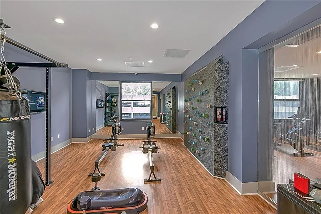 795 Hammond Drive Apt 506, Sandy Springs, Georgia 30328, 2 Bedrooms Bedrooms, ,1 BathroomBathrooms,Residential,Sold,795 Hammond Drive Apt 506,7011932