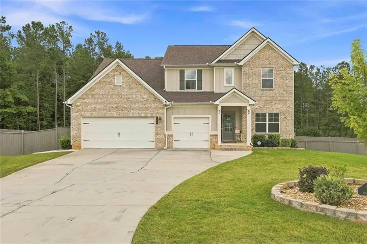 155 Estancia Lane, Fayetteville, Georgia 30215