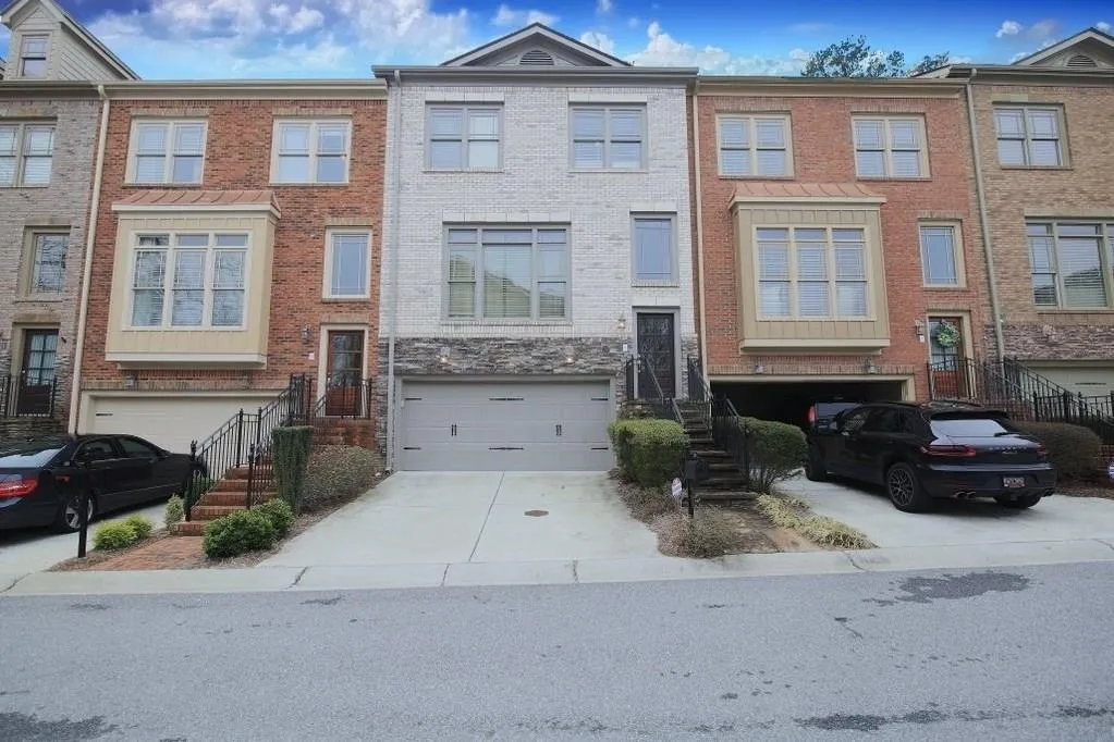 320 Mystic Ridge Lane, Atlanta, Georgia 30342, 4 Bedrooms Bedrooms, ,3 BathroomsBathrooms,Residential,Sold,320 Mystic Ridge Lane,5965429