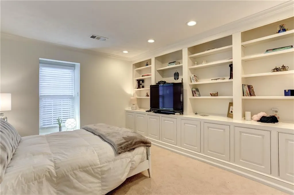 463 The North Chace, Sandy Springs, Georgia 30328, 4 Bedrooms Bedrooms, ,2 BathroomsBathrooms,Residential,Sold,463 The North Chace,6843617