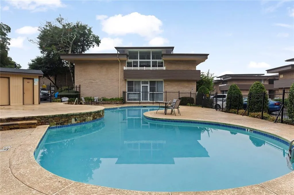 346 Carpenter Drive Unit 91, Sandy Springs, Georgia 30328, 2 Bedrooms Bedrooms, ,2 BathroomsBathrooms,Residential,Sold,346 Carpenter Drive Unit 91,7134513