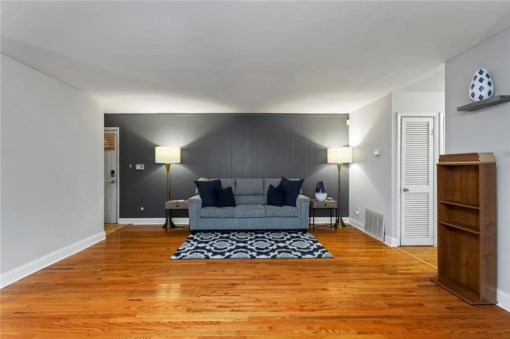 346 Carpenter Drive Unit 91, Sandy Springs, Georgia 30328, 2 Bedrooms Bedrooms, ,2 BathroomsBathrooms,Residential,Sold,346 Carpenter Drive Unit 91,7134513