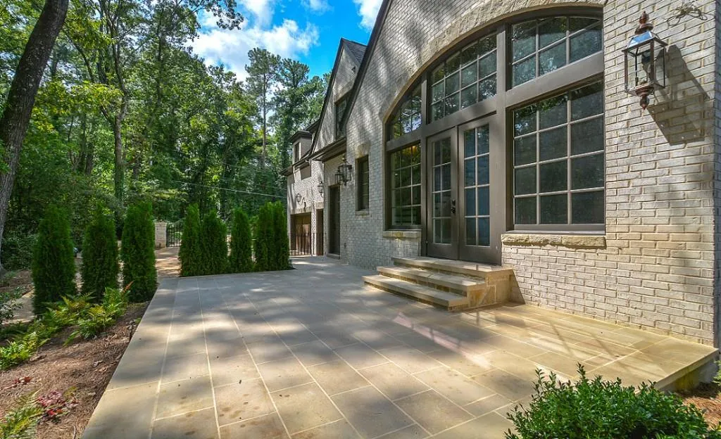 4555 Northside Drive, Atlanta, Georgia 30327, 5 Bedrooms Bedrooms, ,7 BathroomsBathrooms,Residential,Sold,4555 Northside Drive,5517245