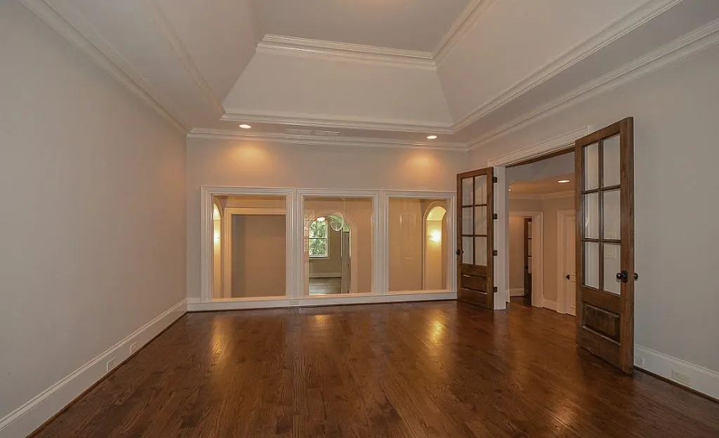 4555 Northside Drive, Atlanta, Georgia 30327, 5 Bedrooms Bedrooms, ,7 BathroomsBathrooms,Residential,Sold,4555 Northside Drive,5517245