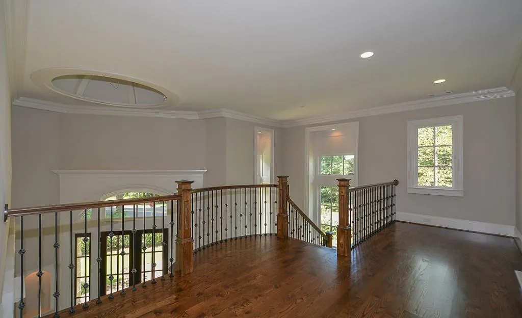 4555 Northside Drive, Atlanta, Georgia 30327, 5 Bedrooms Bedrooms, ,7 BathroomsBathrooms,Residential,Sold,4555 Northside Drive,5517245