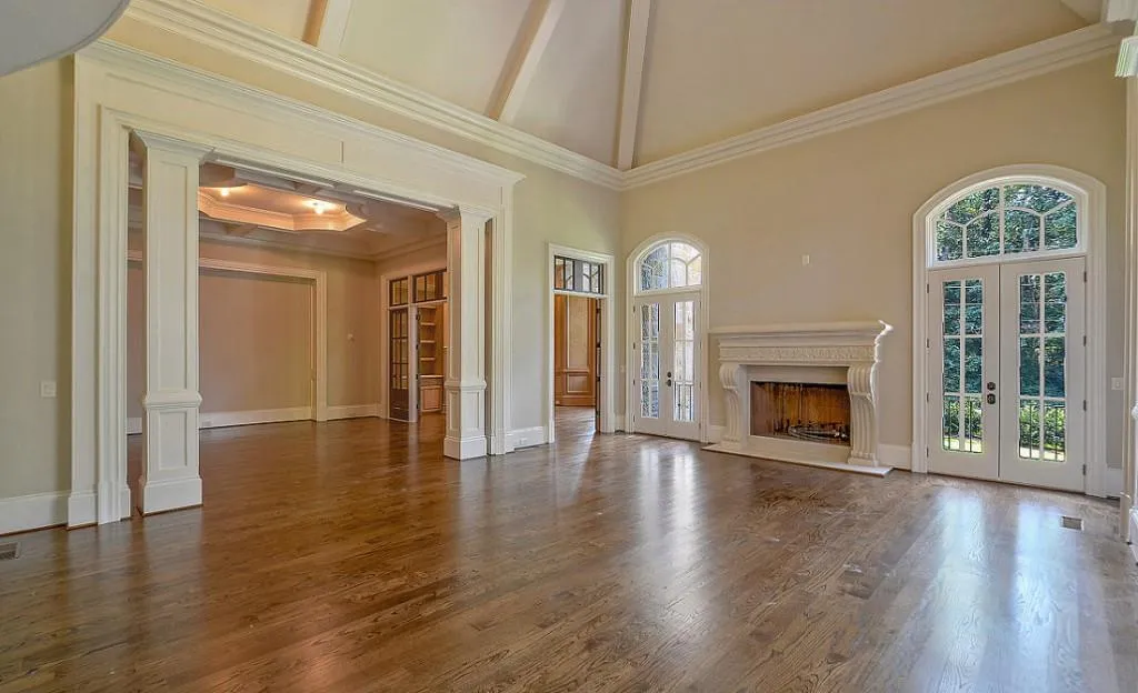 4555 Northside Drive, Atlanta, Georgia 30327, 5 Bedrooms Bedrooms, ,7 BathroomsBathrooms,Residential,Sold,4555 Northside Drive,5517245