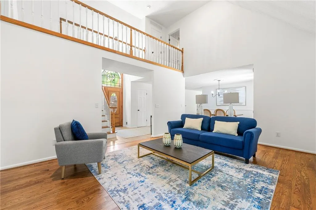 335 River Knoll Drive, Atlanta, Georgia 30328, 6 Bedrooms Bedrooms, ,3 BathroomsBathrooms,Residential,Sold,335 River Knoll Drive,7406631
