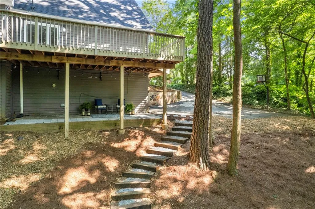 335 River Knoll Drive, Atlanta, Georgia 30328, 6 Bedrooms Bedrooms, ,3 BathroomsBathrooms,Residential,Sold,335 River Knoll Drive,7406631