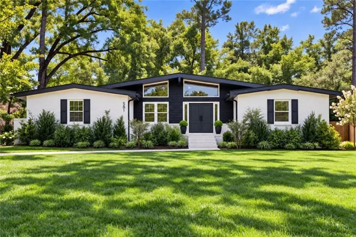 581 Lummus Avenue, Austell, Georgia 30168