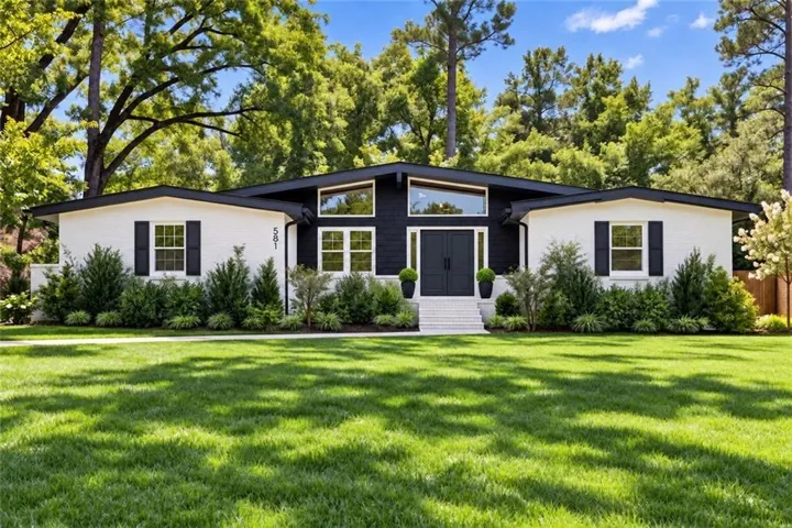 581 Lummus Avenue, Austell, Georgia 30168