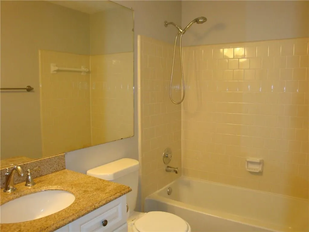 804 Wedgewood Way Unit 804, Sandy Springs, Georgia 30350, 2 Bedrooms Bedrooms, ,2 BathroomsBathrooms,Residential,Sold,804 Wedgewood Way Unit 804,5748481