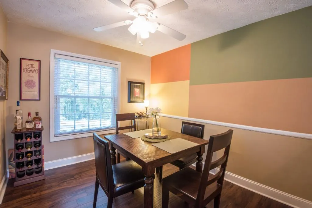 6510 Park Avenue Ne, Sandy Springs, Georgia 30342, 3 Bedrooms Bedrooms, ,1 BathroomBathrooms,Residential,Sold,6510 Park Avenue Ne,5933153