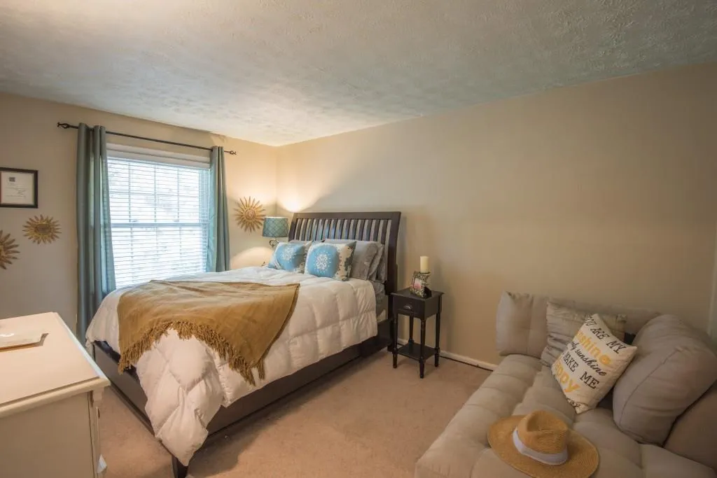 6510 Park Avenue Ne, Sandy Springs, Georgia 30342, 3 Bedrooms Bedrooms, ,1 BathroomBathrooms,Residential,Sold,6510 Park Avenue Ne,5933153