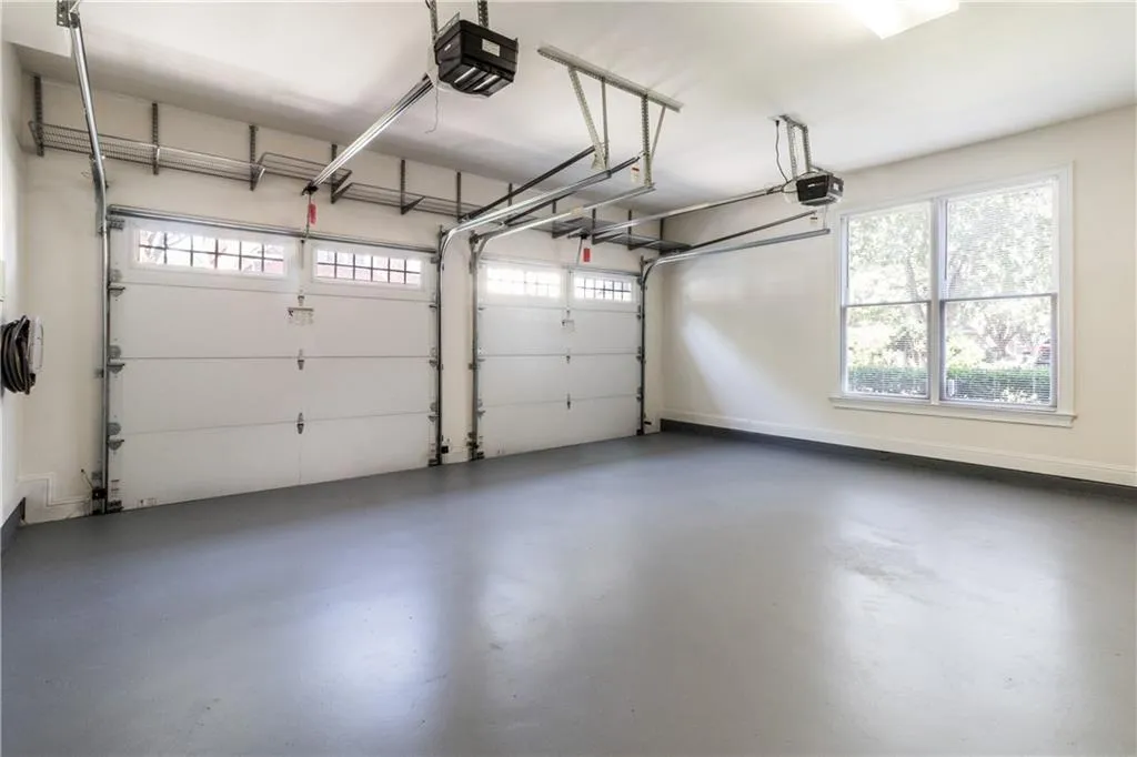 6420 Glen Oaks Lane, Sandy Springs, Georgia 30328, 4 Bedrooms Bedrooms, ,4 BathroomsBathrooms,Residential,Sold,6420 Glen Oaks Lane,6079684