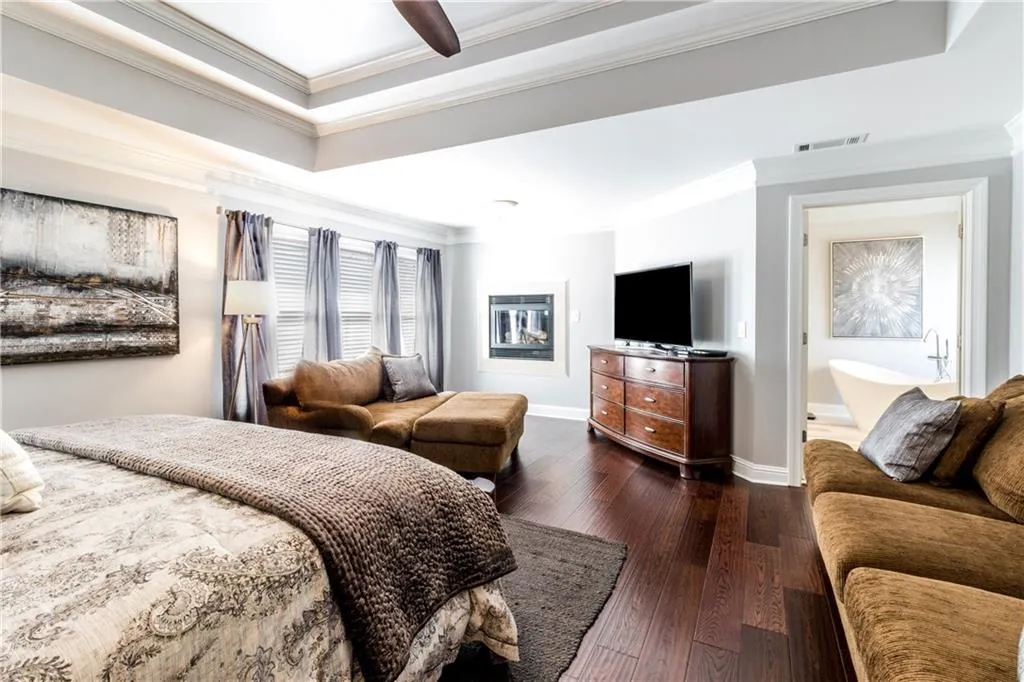 6420 Glen Oaks Lane, Sandy Springs, Georgia 30328, 4 Bedrooms Bedrooms, ,4 BathroomsBathrooms,Residential,Sold,6420 Glen Oaks Lane,6079684