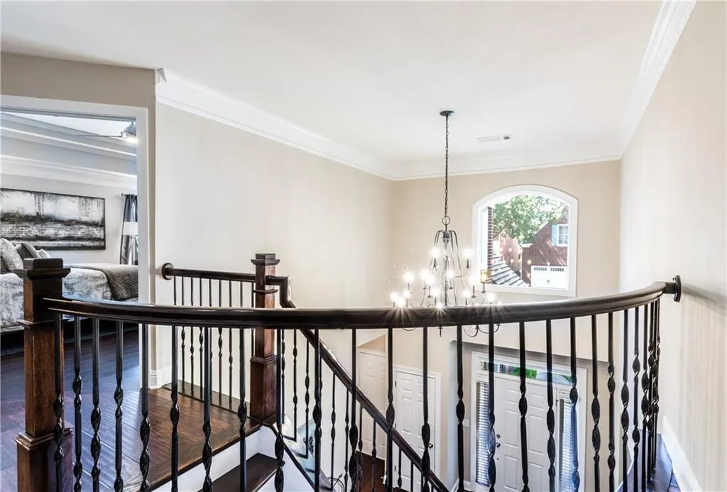 6420 Glen Oaks Lane, Sandy Springs, Georgia 30328, 4 Bedrooms Bedrooms, ,4 BathroomsBathrooms,Residential,Sold,6420 Glen Oaks Lane,6079684