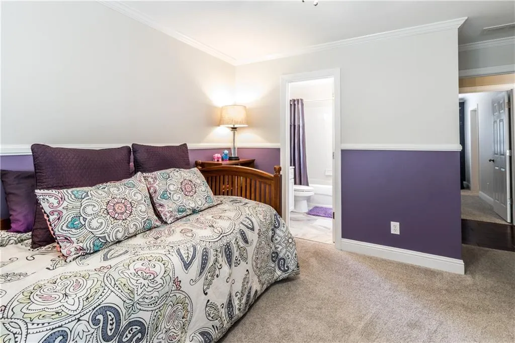 6420 Glen Oaks Lane, Sandy Springs, Georgia 30328, 4 Bedrooms Bedrooms, ,4 BathroomsBathrooms,Residential,Sold,6420 Glen Oaks Lane,6079684