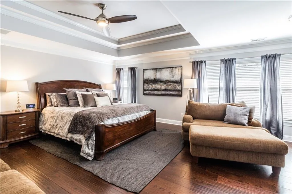 6420 Glen Oaks Lane, Sandy Springs, Georgia 30328, 4 Bedrooms Bedrooms, ,4 BathroomsBathrooms,Residential,Sold,6420 Glen Oaks Lane,6079684