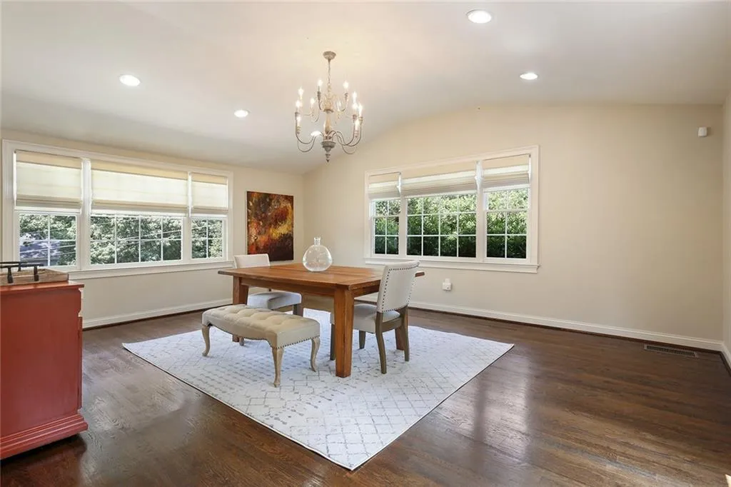 6533 Cherry Tree Lane, Atlanta, Georgia 30328, 4 Bedrooms Bedrooms, ,3 BathroomsBathrooms,Residential,Sold,6533 Cherry Tree Lane,6603386
